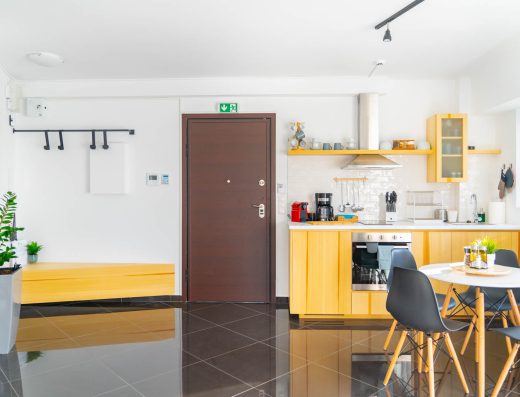 The HostMaster Urban Bliss