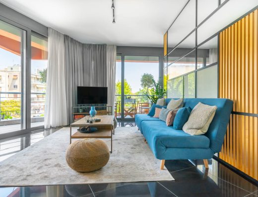 The HostMaster Urban Bliss