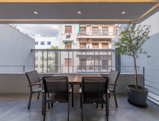 The HostMaster Metropolis Vibe